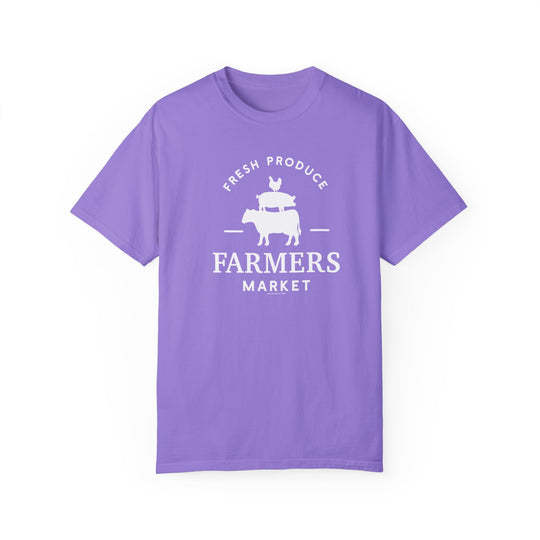 A relaxed fit Farmers Market Tee, crafted from 100% ring-spun cotton. Garment-dyed for extra coziness, featuring double-needle stitching for durability and a seamless design for a tubular shape.