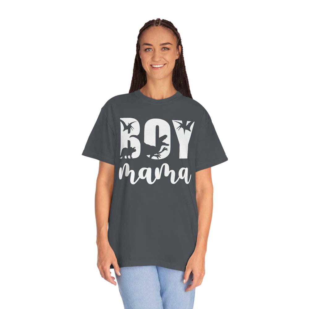 A relaxed fit Total Boy Mama Tee crafted from 100% ring-spun cotton. Garment-dyed for extra coziness, featuring double-needle stitching for durability and a seamless design for a tubular shape.