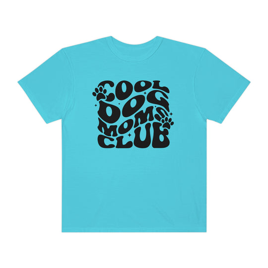 Cool Dog Mom's Club Tee: A blue t-shirt with black text, 100% ring-spun cotton, medium weight, relaxed fit, double-needle stitching, no side-seams for durability and shape retention.
